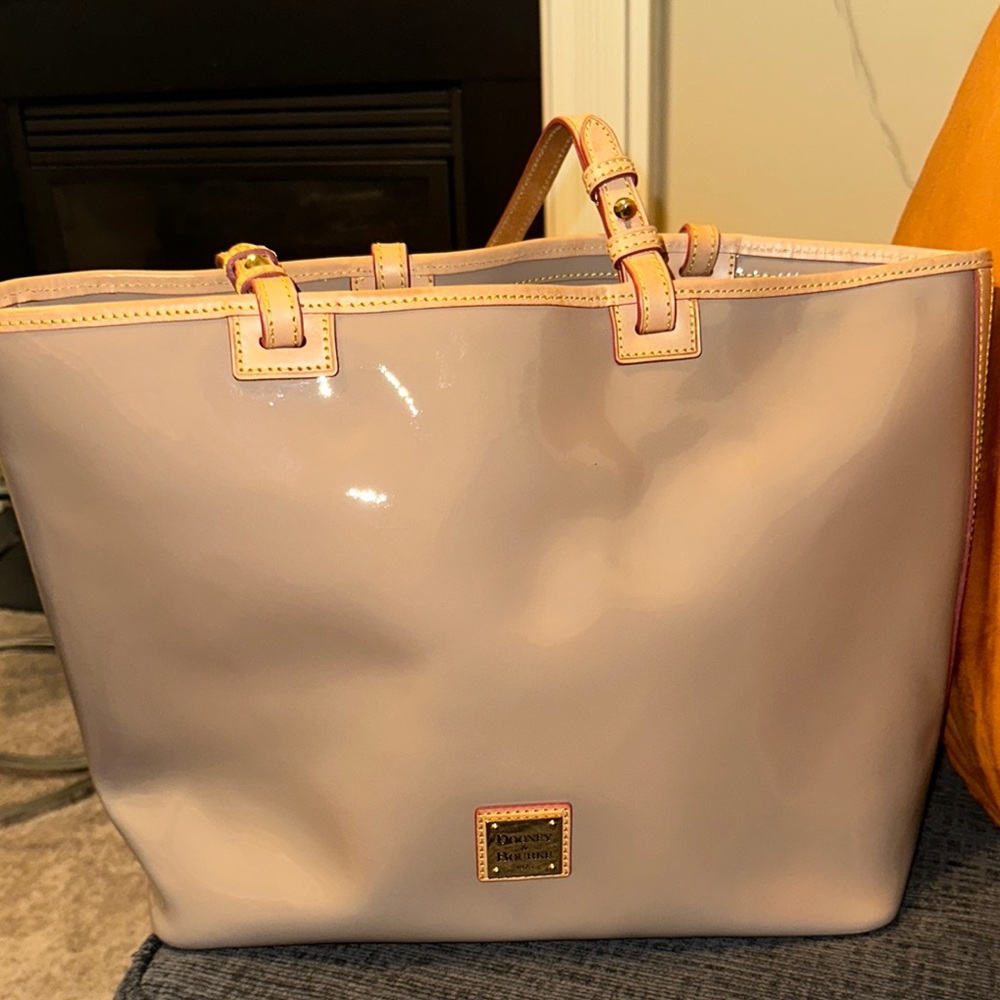 Dooney & Bourke Women's Cream Tote Bag